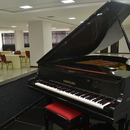 Hotel Mansiones Blumenau Buitenkant foto