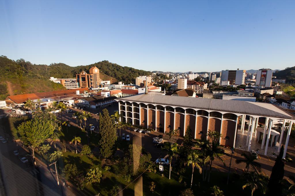Hotel Mansiones Blumenau Buitenkant foto