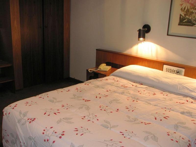 Hotel Mansiones Blumenau Buitenkant foto