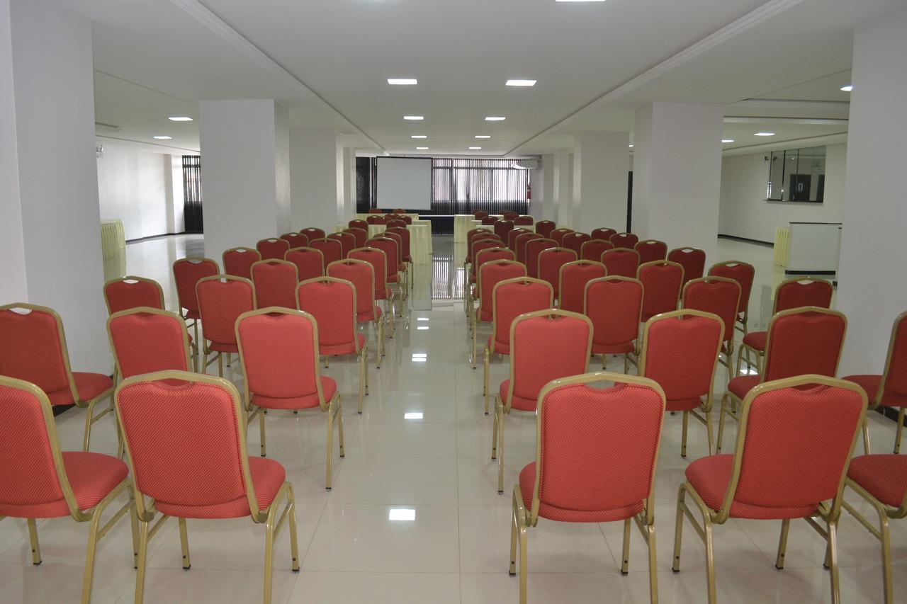 Hotel Mansiones Blumenau Buitenkant foto